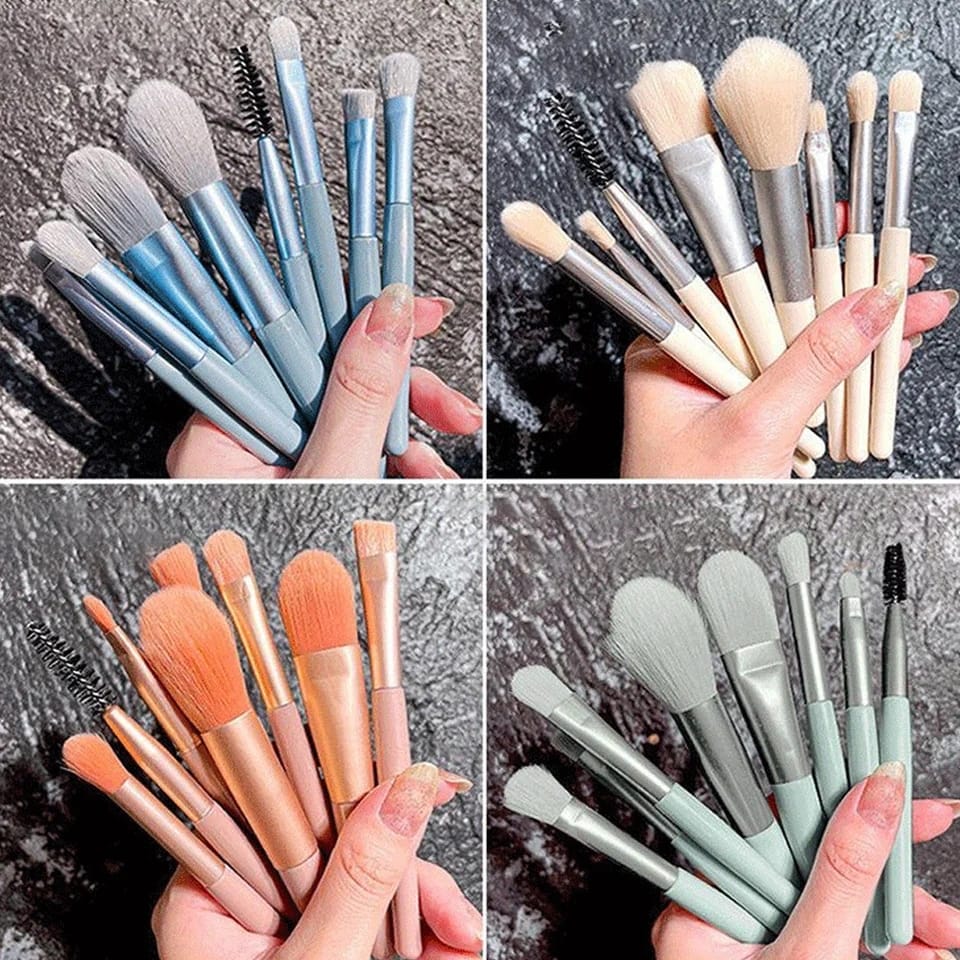 8-Piece Travel Makeup Brush Kit